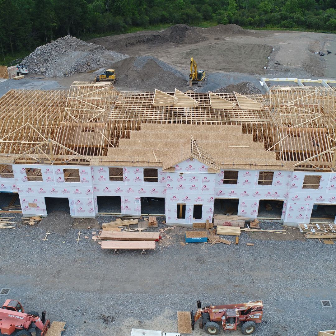 Roof truss by Tamarack Lumber Inc.